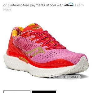 Saucony Triumph 18s- Galentine’s Day